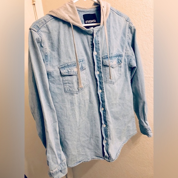 RSQ Men’s Hooded Denim Shirt Size Small Pre-Owned Light Wash Retro Style Button - Picture 1 of 7